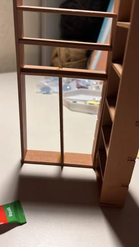 Photo du montage partagée : Maquette en bois maison miniature d'étude