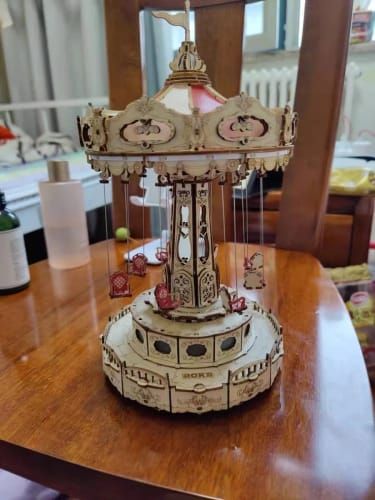 Photo du montage partagée : Puzzle 3D Manège à chaises volantes