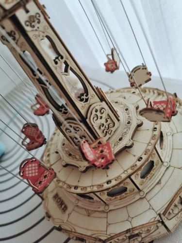 Photo du montage partagée : Puzzle 3D Manège à chaises volantes