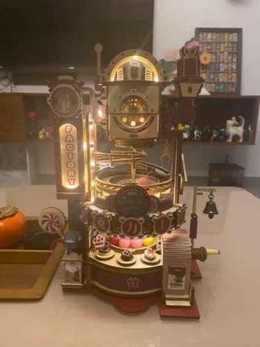 Photo du montage partagée : Puzzle 3D usine de chocolat marbre