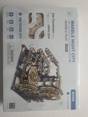 Photo du montage partagée : Puzzle 3D Ville de Nuit en Marbre