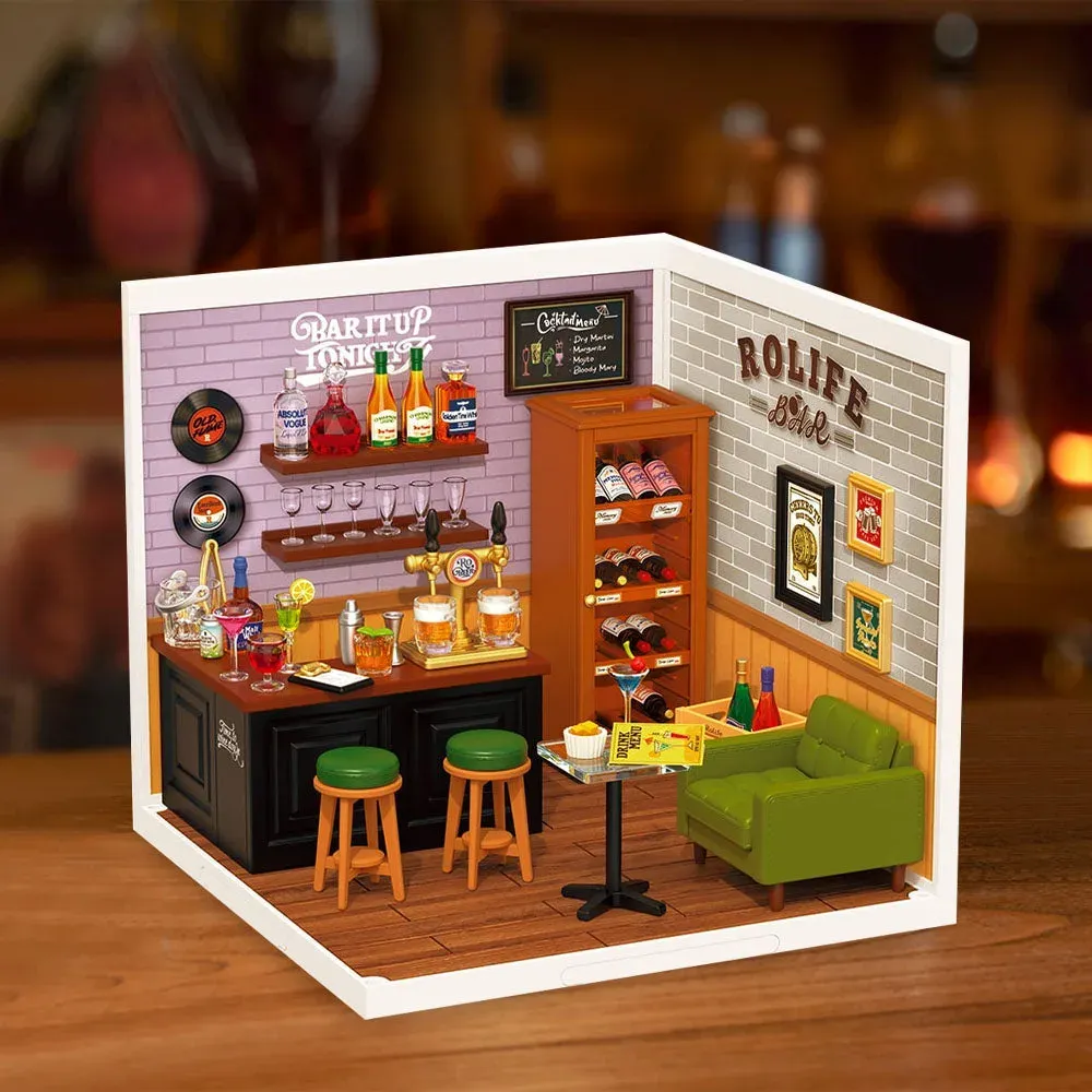 Maquette en bois maison miniature bar