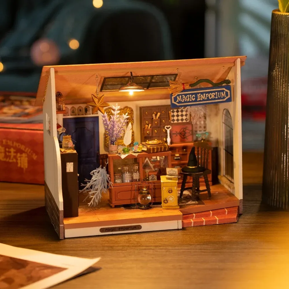 Maquette en bois maison miniature boutique magique : vue 4