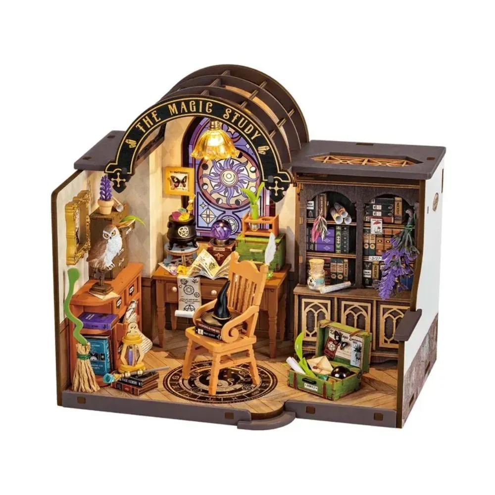 Maquette en bois maison miniature bureau magique : vue 2
