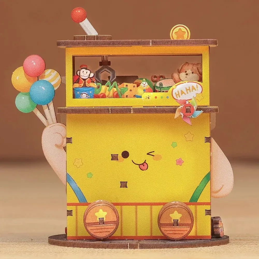 Maquette en bois magasin de jouets miniature : vue 4