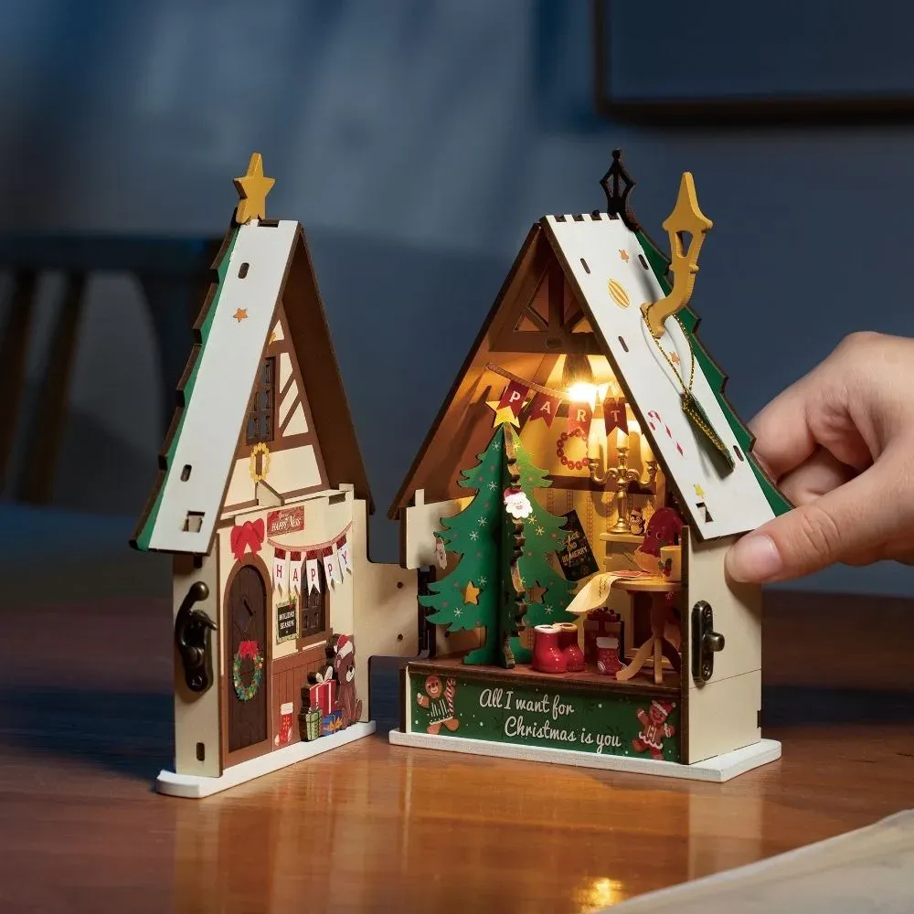Maquette en bois maison miniature de Noël scintillante : vue 4