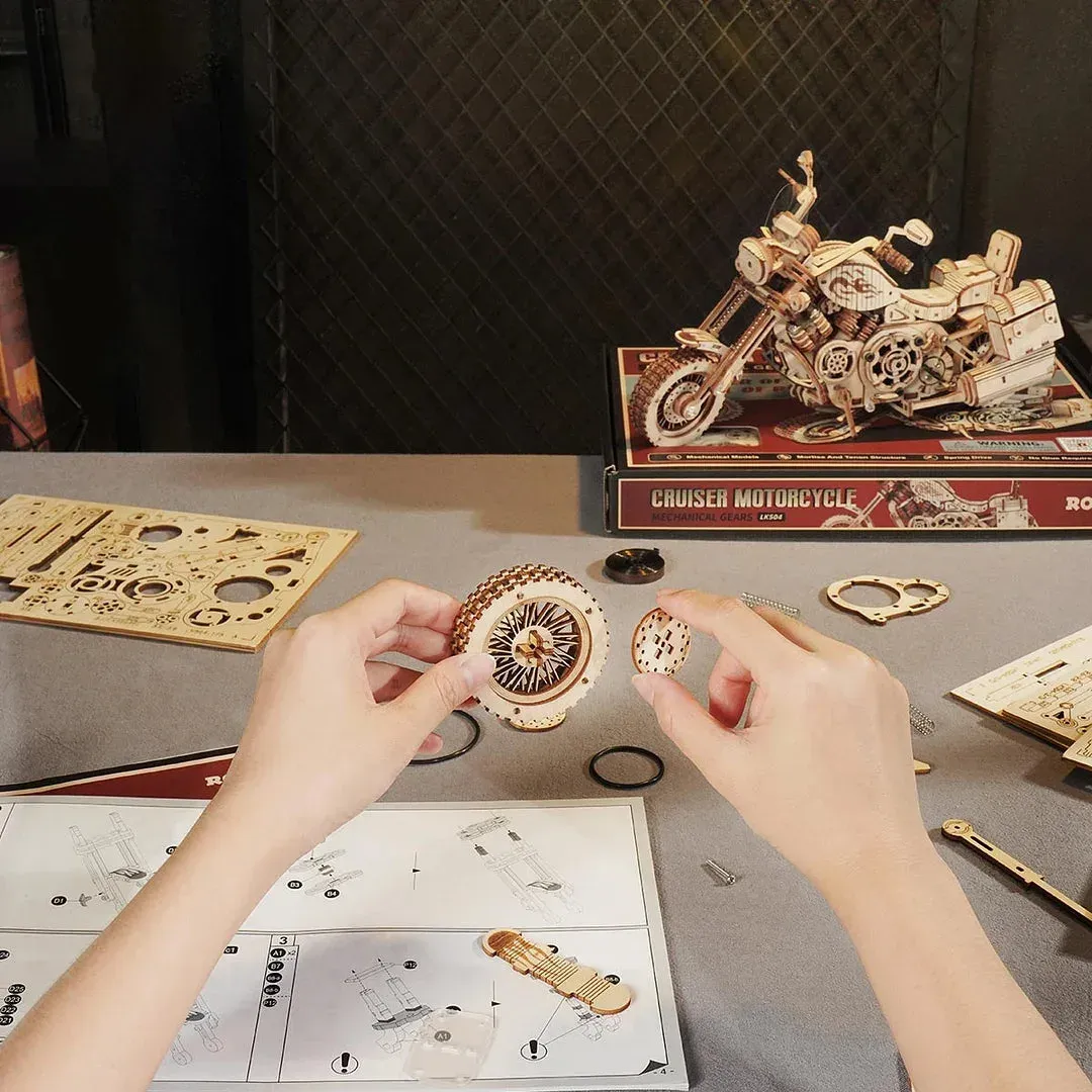 Puzzle 3D Moto de type cruiser : vue 3