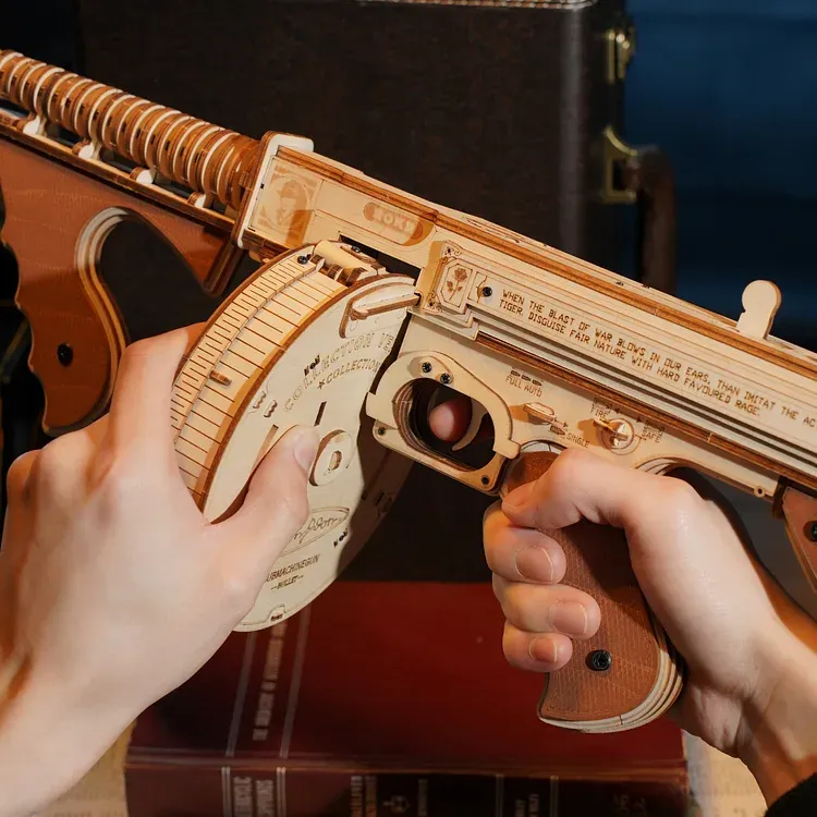 Puzzle 3D pistolet mitrailleur : vue 4